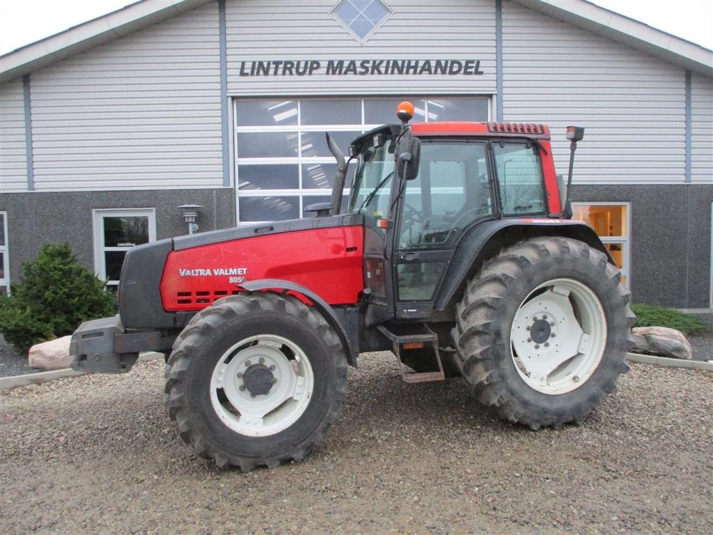 Traktor van het type Valmet 8050, Gebrauchtmaschine in Lintrup (Foto 1)