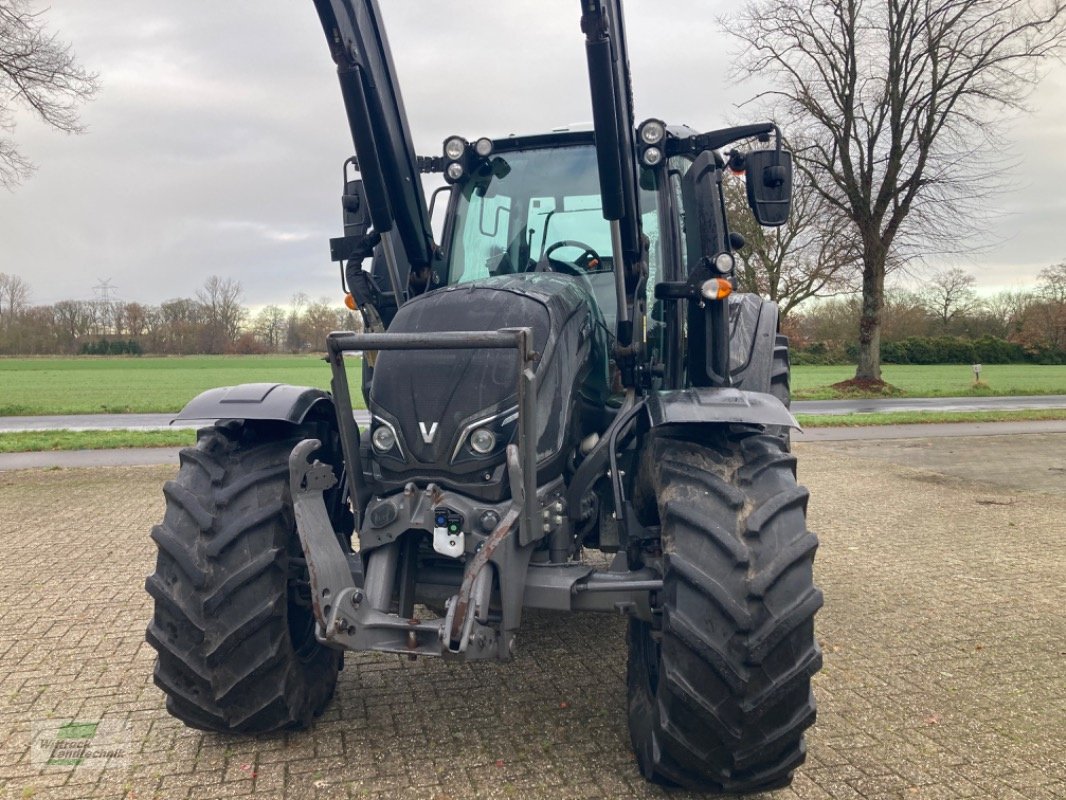 Traktor of the type Valtra 134 N, Gebrauchtmaschine in Rhede / Brual (Picture 5)