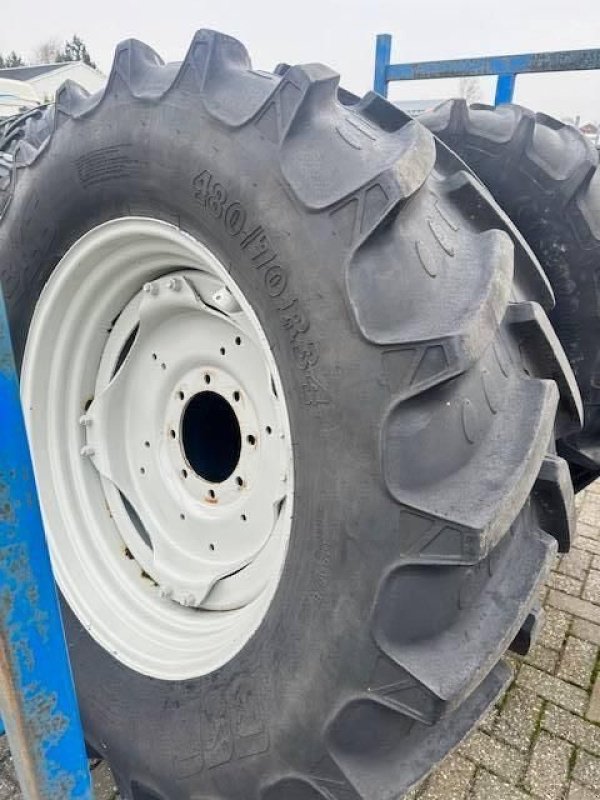 Traktor typu Valtra 480/70 R34 + 380/70 R24 wielen, Gebrauchtmaschine w Marknesse (Zdjęcie 9)