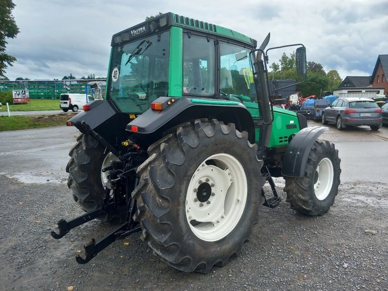 Traktor του τύπου Valtra 6400, Gebrauchtmaschine σε Nieheim Kreis Höxter (Φωτογραφία 4)