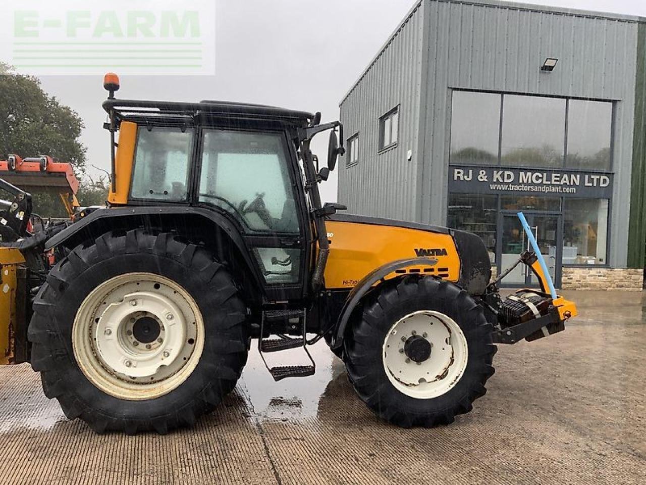 Traktor typu Valtra 6550 twin-track reverse drive tractor (st21217), Gebrauchtmaschine w SHAFTESBURY (Zdjęcie 1)