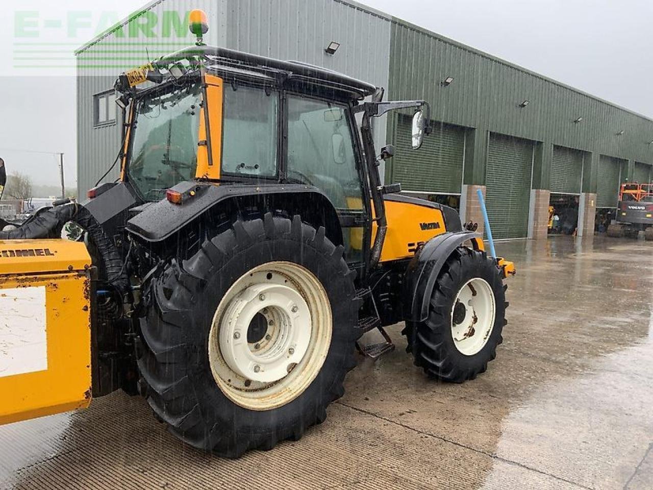 Traktor Türe ait Valtra 6550 twin-track reverse drive tractor (st21217), Gebrauchtmaschine içinde SHAFTESBURY (resim 7)