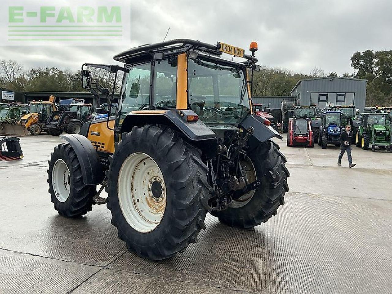 Traktor del tipo Valtra 6550 twin-track reverse drive tractor (st21217), Gebrauchtmaschine en SHAFTESBURY (Imagen 4)