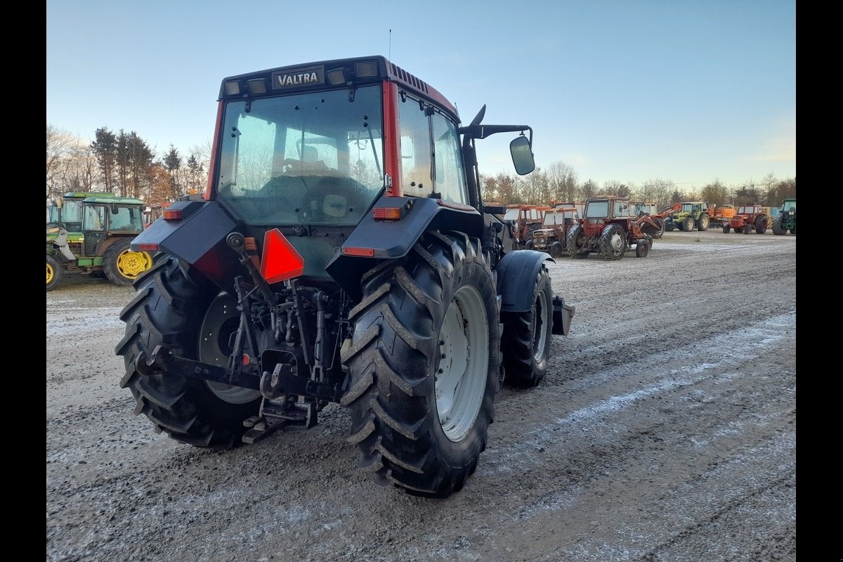 Traktor Türe ait Valtra 6550, Gebrauchtmaschine içinde Viborg (resim 8)