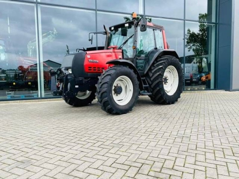 Traktor от тип Valtra 6850 Hitech Fronthef+PTO, Airco, Gebrauchtmaschine в Marknesse (Снимка 11)