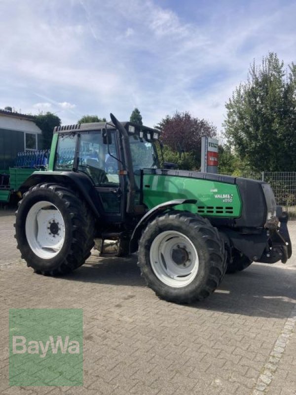 Traktor des Typs Valtra 8050, Gebrauchtmaschine in Schwäbisch Gmünd - Herlikofen (Bild 1)