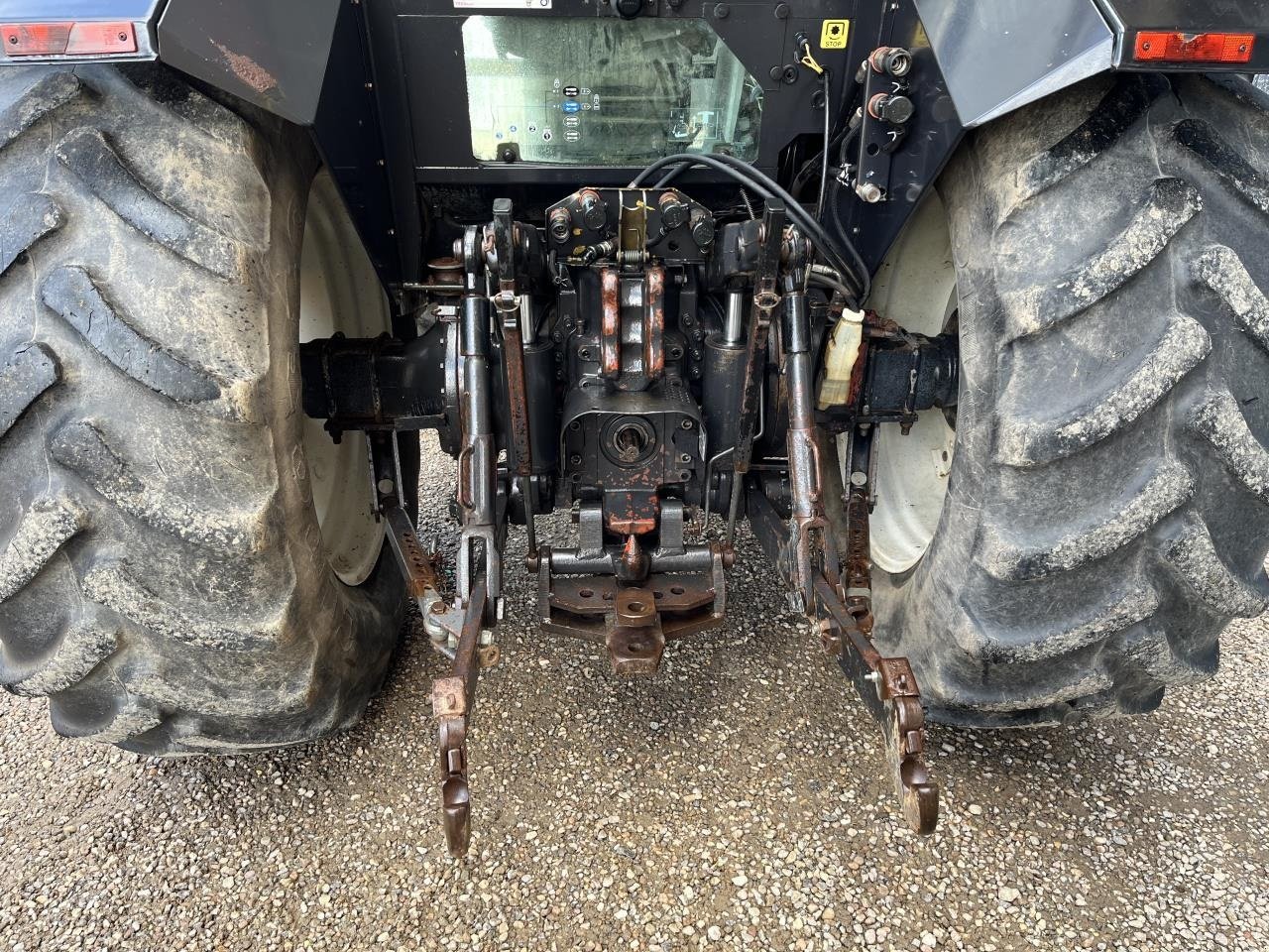 Traktor des Typs Valtra 8150, Gebrauchtmaschine in Egtved (Bild 7)