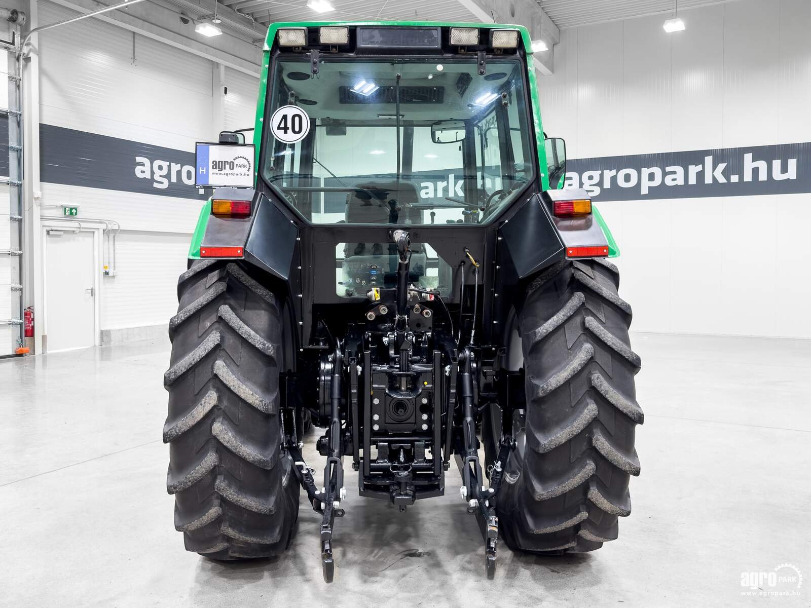 Traktor typu Valtra 8400, Gebrauchtmaschine v Csengele (Obrázek 7)