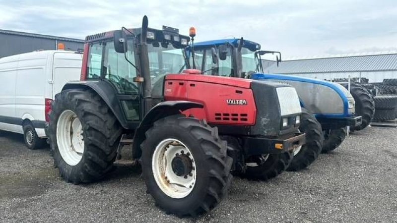 Traktor van het type Valtra 8450, Voorasvering!, Gebrauchtmaschine in Marknesse (Foto 3)