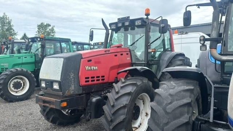 Traktor van het type Valtra 8450, Voorasvering!, Gebrauchtmaschine in Marknesse (Foto 4)