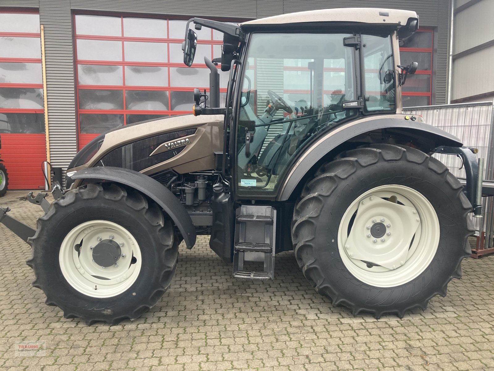 Traktor a típus Valtra A 105 H5 m. FKH, Neumaschine ekkor: Mainburg/Wambach (Kép 4)