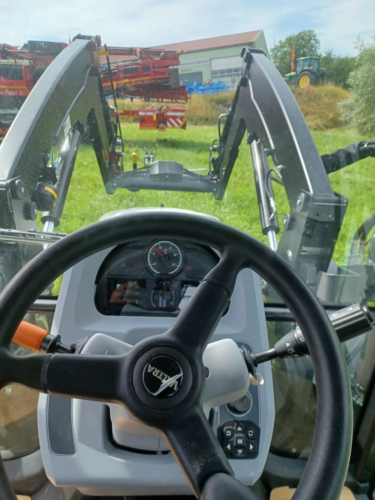 Traktor tipa Valtra A 105 MH 4, Neumaschine u Uffenheim (Slika 6)