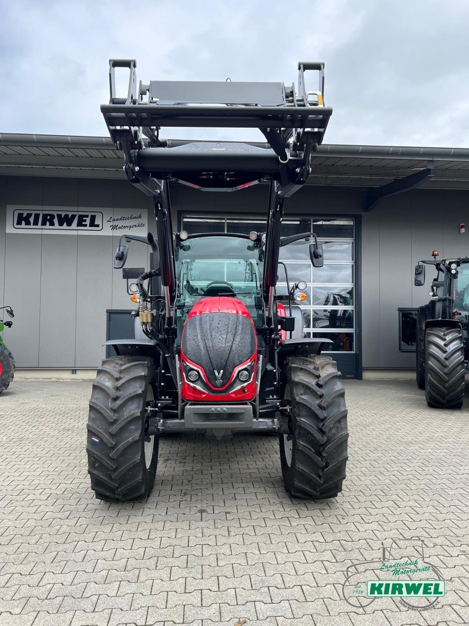 Traktor tip Valtra A 105, Neumaschine in Blankenheim (Poză 8)