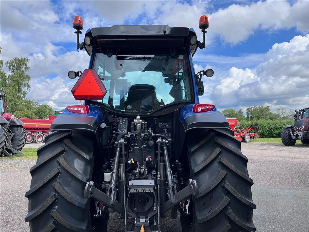 Traktor des Typs Valtra A 115 H Budget sikkerhed i op til 5 år Afdragsfrihed ind til 1 Januar 2025, Gebrauchtmaschine in Sakskøbing (Bild 6)