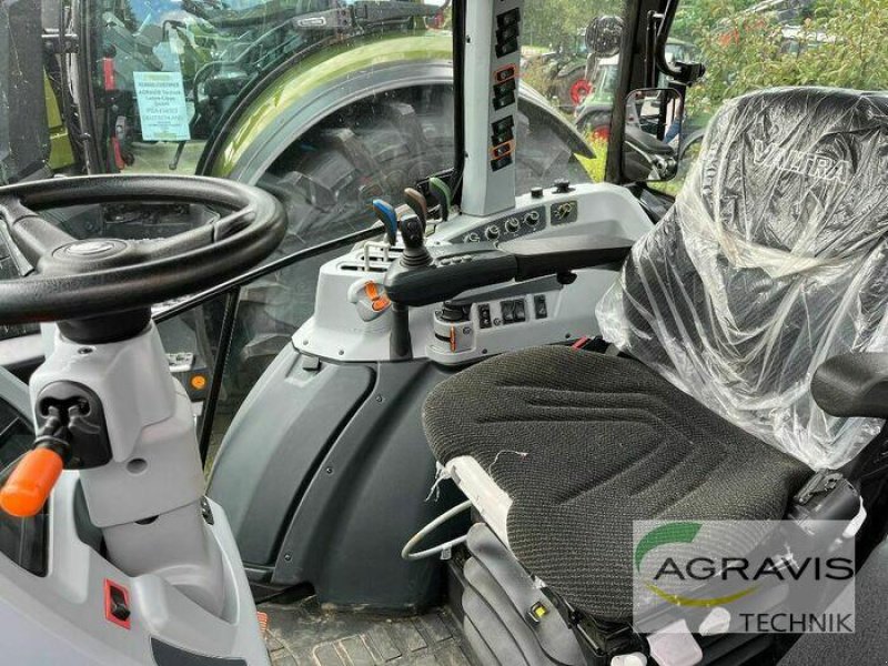 Traktor типа Valtra A 115 MH4 2B0 HITECH, Gebrauchtmaschine в Meschede-Remblinghausen (Фотография 3)