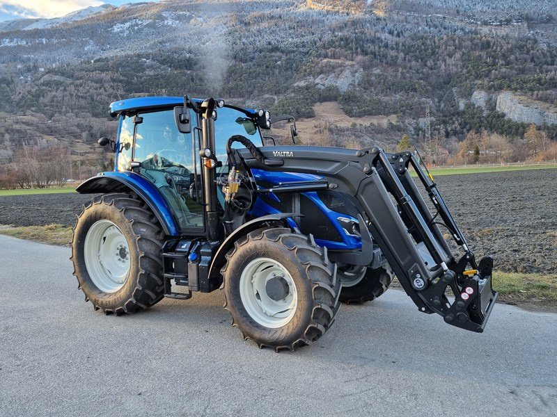 Traktor tip Valtra A 115 Traktor, Ausstellungsmaschine in Chur (Poză 3)