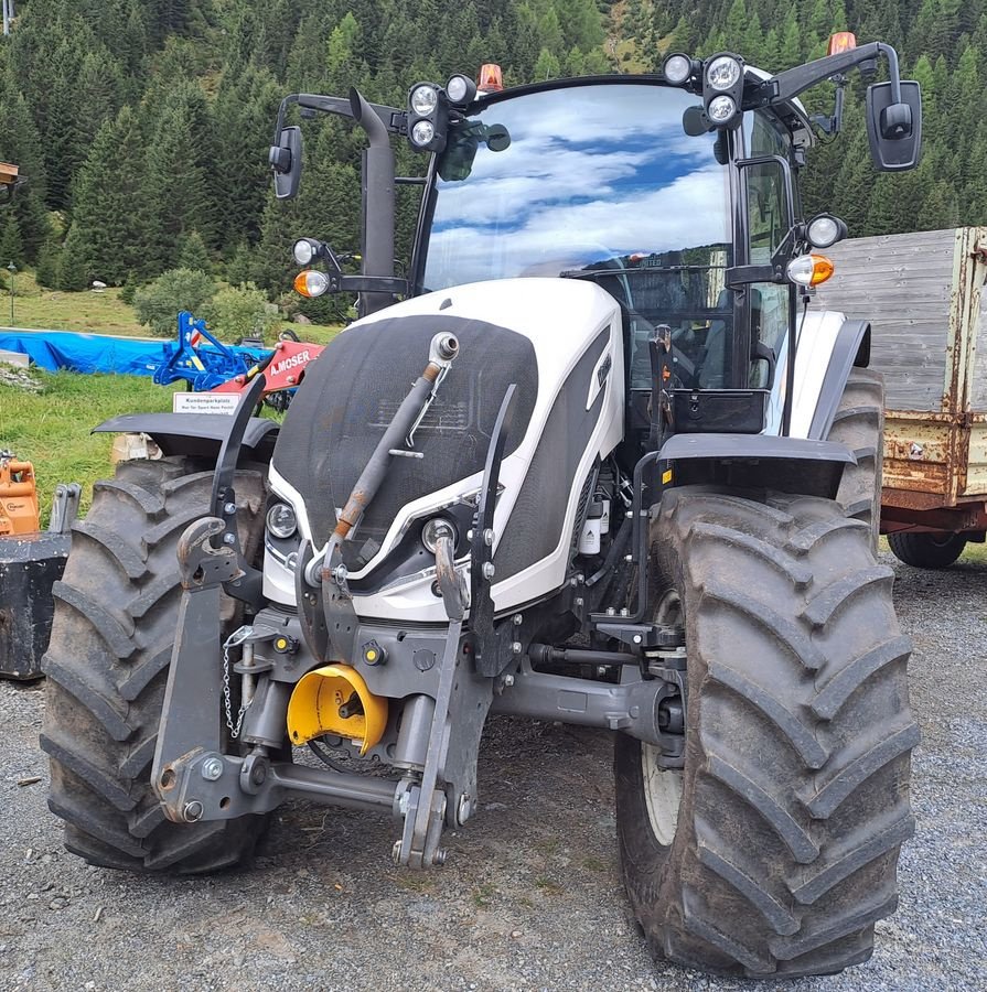 Traktor tip Valtra A 115, Gebrauchtmaschine in Burgkirchen (Poză 1)