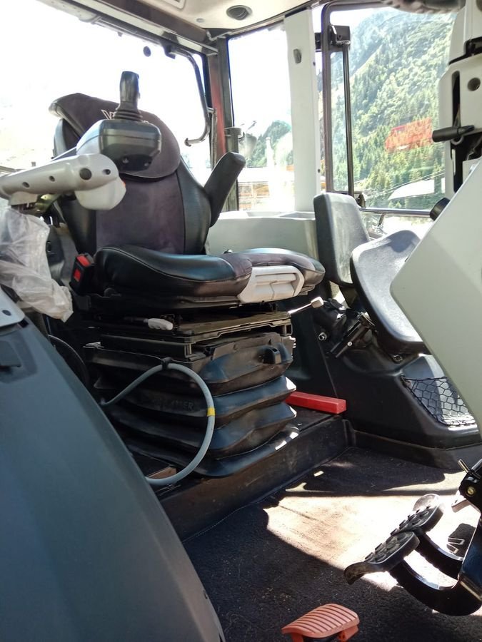 Traktor tip Valtra A 115, Gebrauchtmaschine in Burgkirchen (Poză 15)