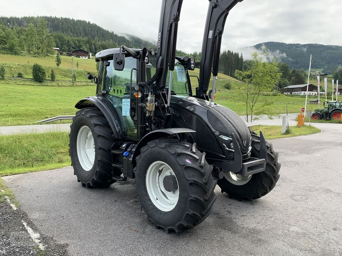 Traktor typu Valtra A 115, Neumaschine v Eben (Obrázek 5)