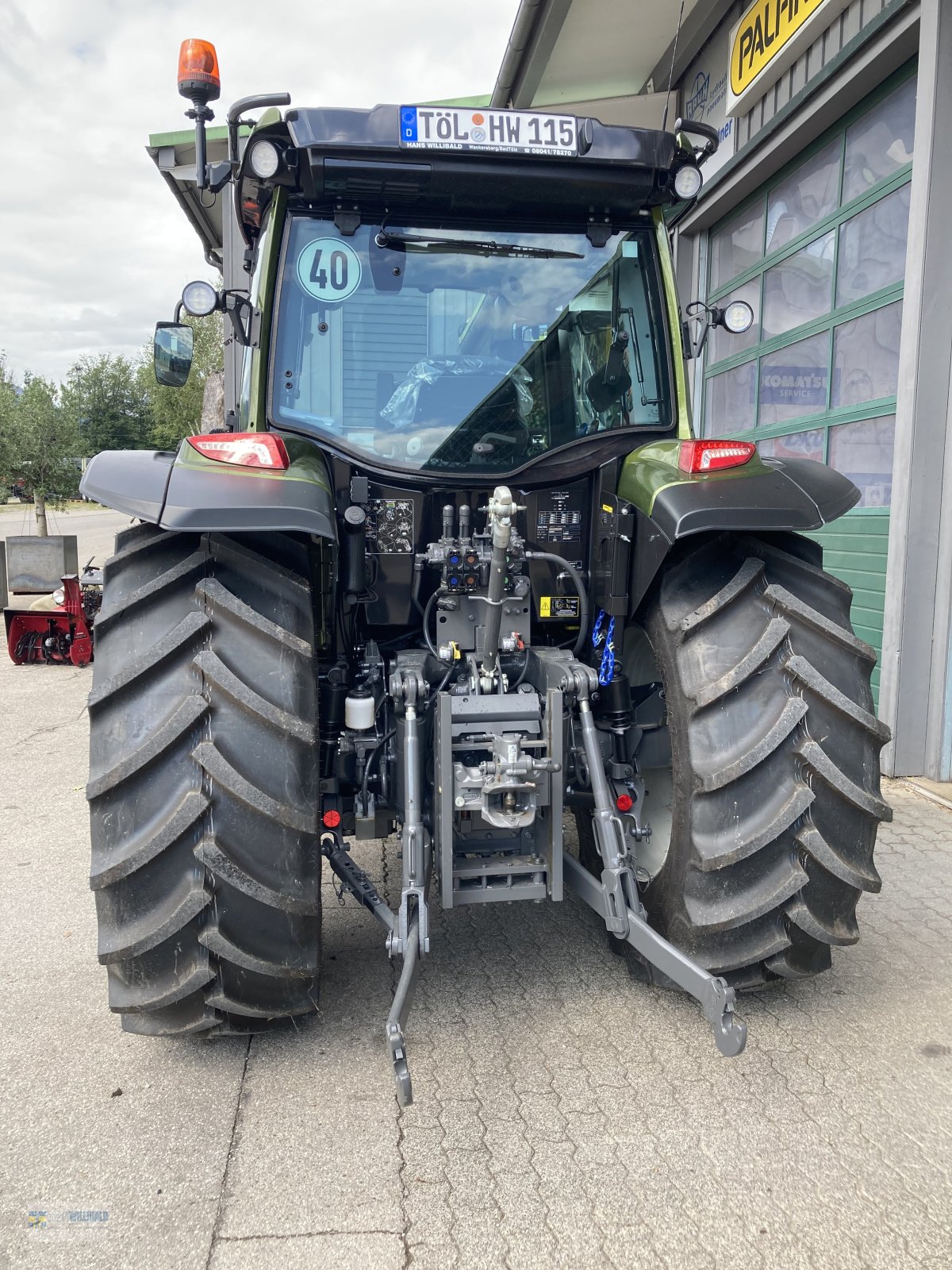 Traktor del tipo Valtra A 115, Neumaschine en Wackersberg (Imagen 4)