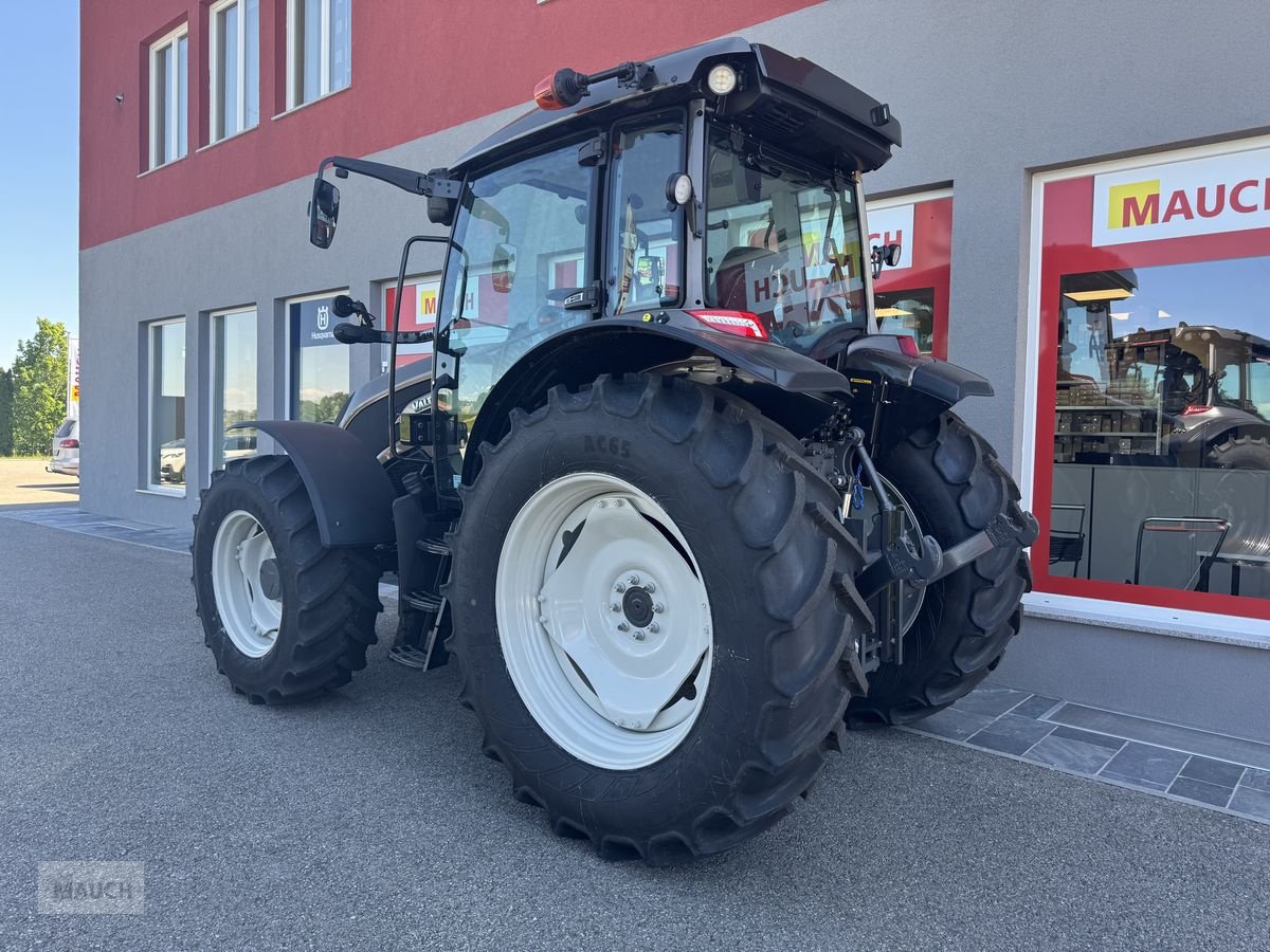 Traktor του τύπου Valtra A 115, Neumaschine σε Burgkirchen (Φωτογραφία 4)