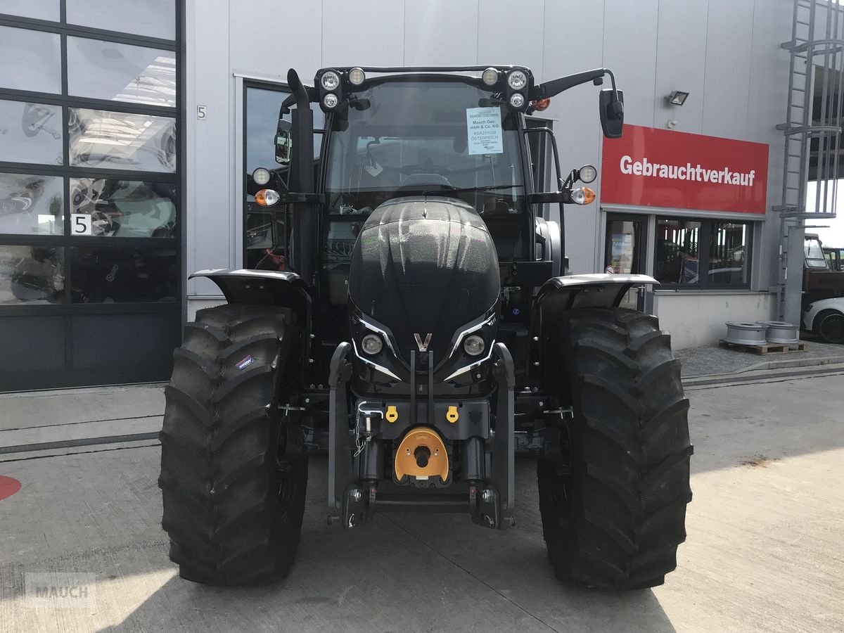 Traktor του τύπου Valtra A 115, Neumaschine σε Burgkirchen (Φωτογραφία 11)