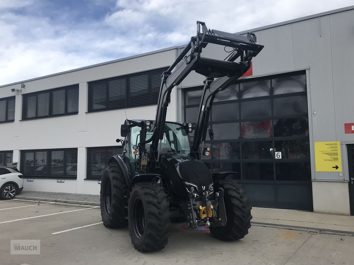 Traktor typu Valtra A 115, Vorführmaschine v Burgkirchen (Obrázok 2)