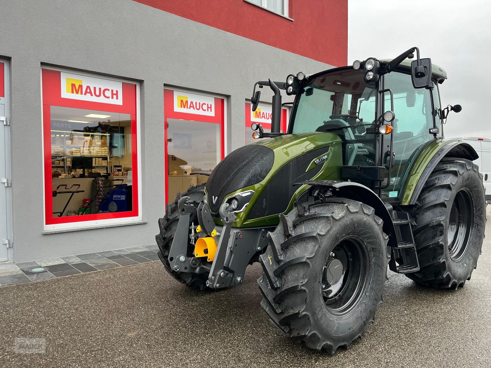 Traktor типа Valtra A 115, Neumaschine в Burgkirchen (Фотография 1)