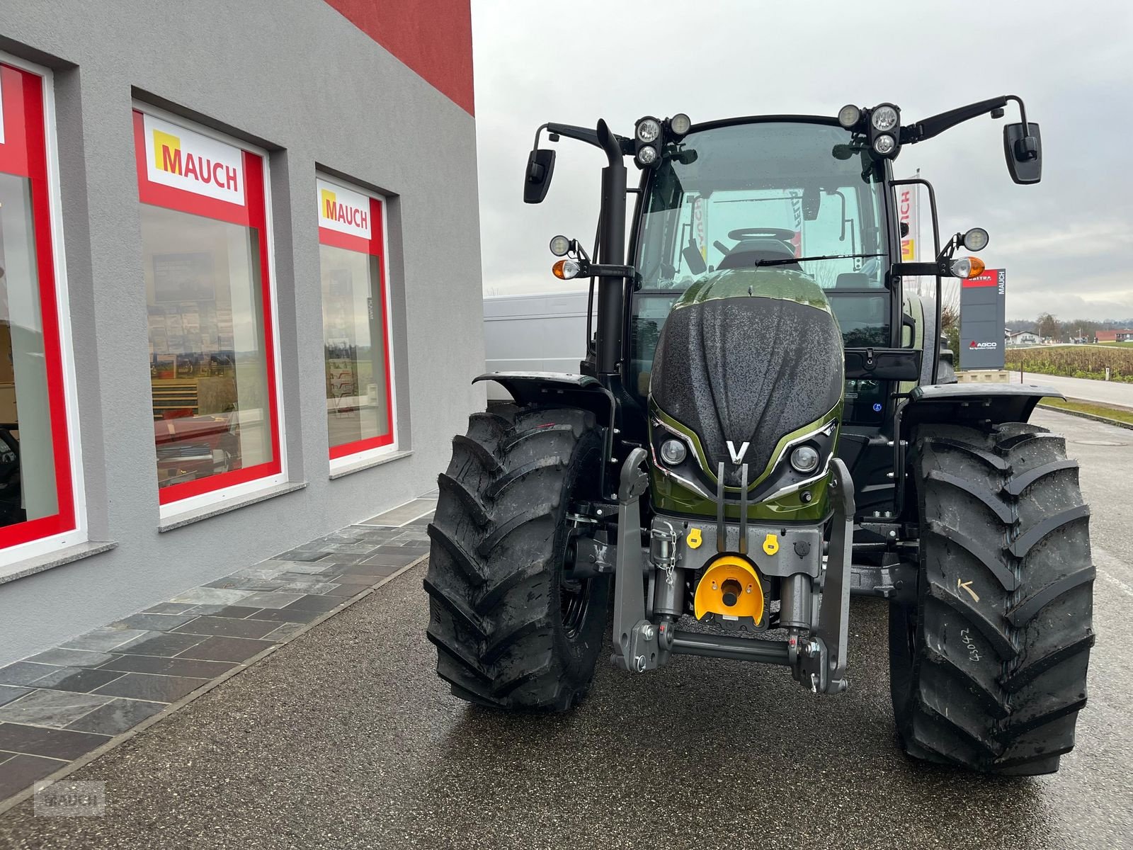 Traktor типа Valtra A 115, Neumaschine в Burgkirchen (Фотография 2)