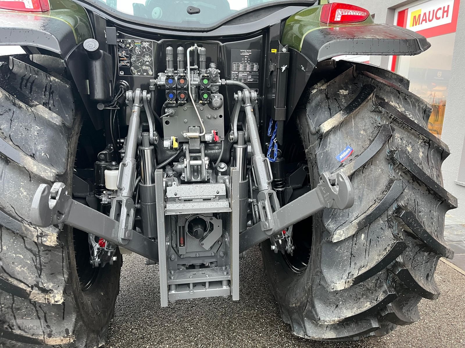 Traktor типа Valtra A 115, Neumaschine в Burgkirchen (Фотография 8)