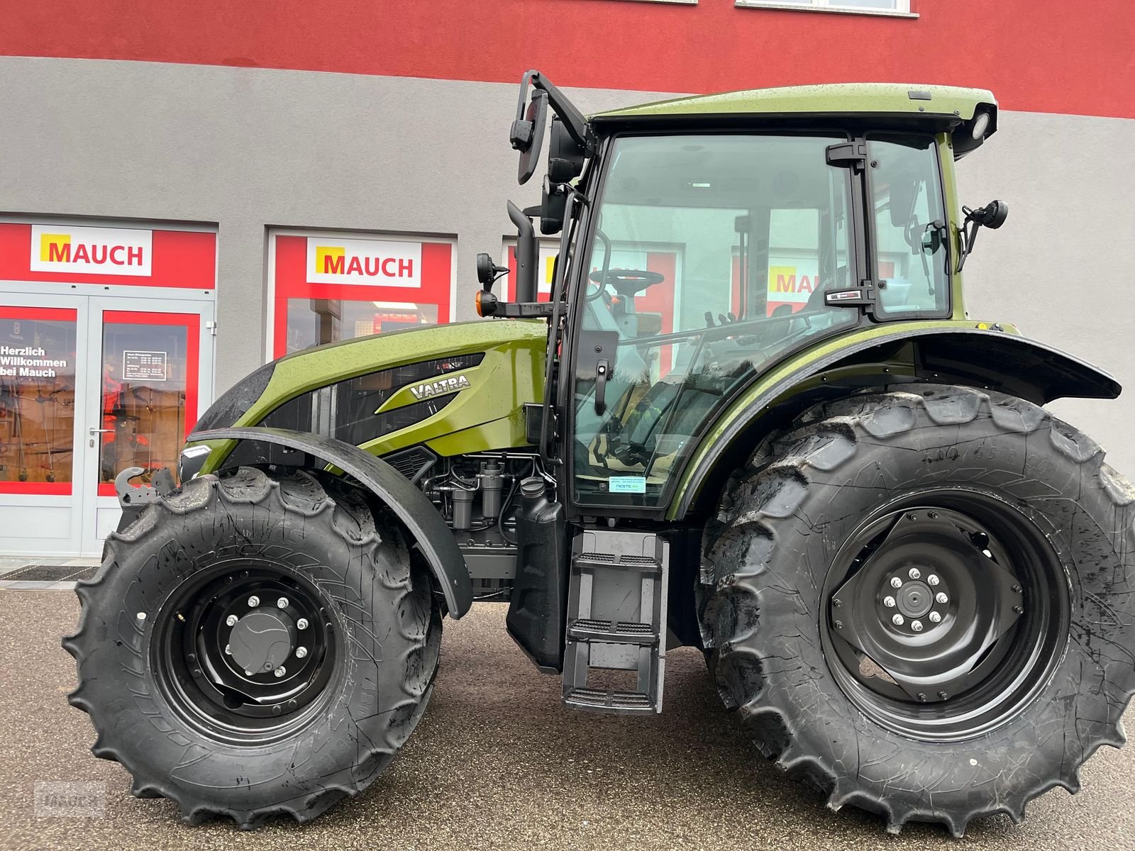 Traktor типа Valtra A 115, Neumaschine в Burgkirchen (Фотография 3)