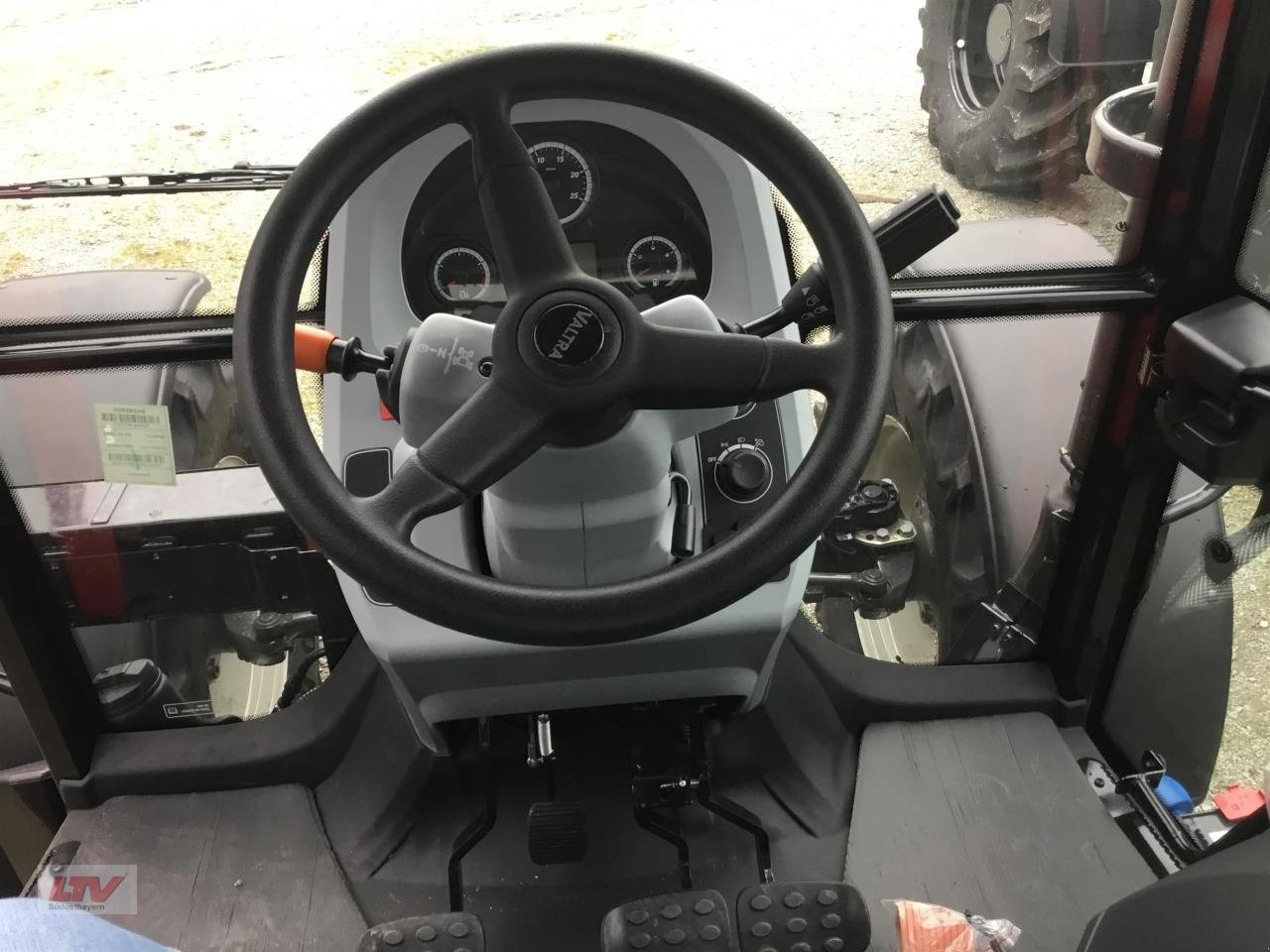 Traktor del tipo Valtra A 75 SH DLB, Neumaschine en Eggenfelden (Imagen 7)