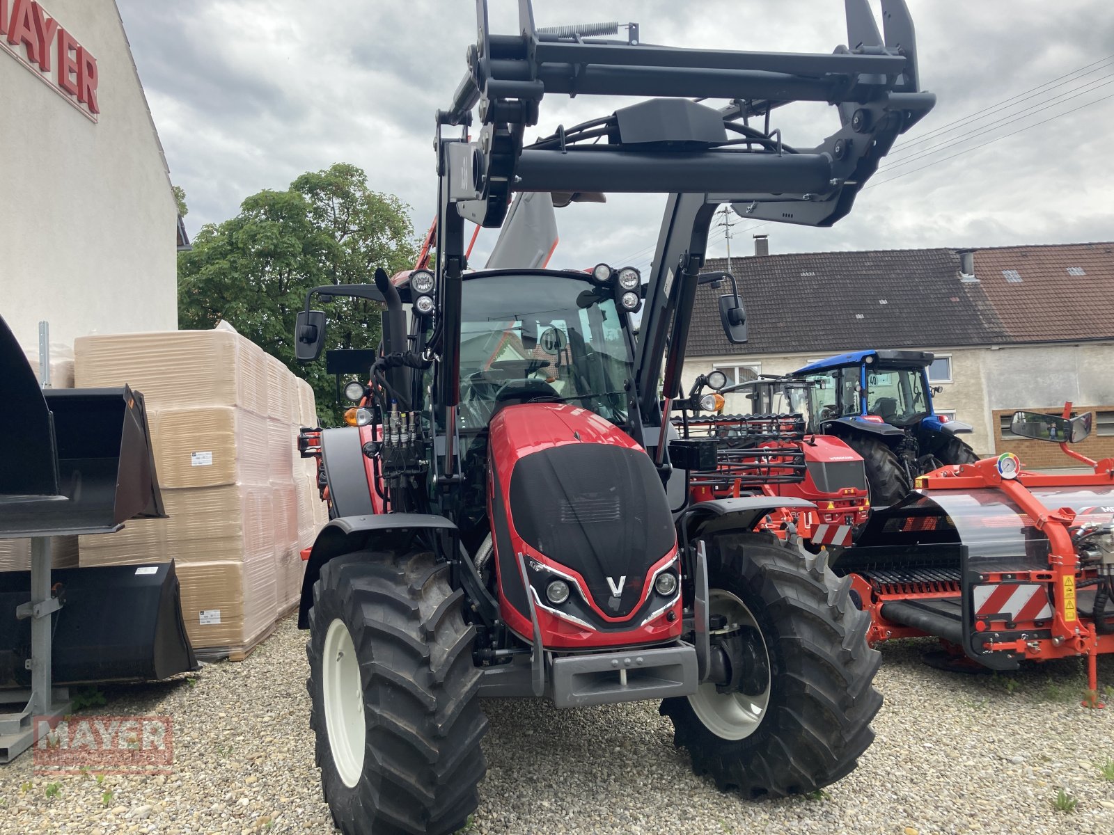 Traktor van het type Valtra A 85 A85, Neumaschine in Unterroth (Foto 5)