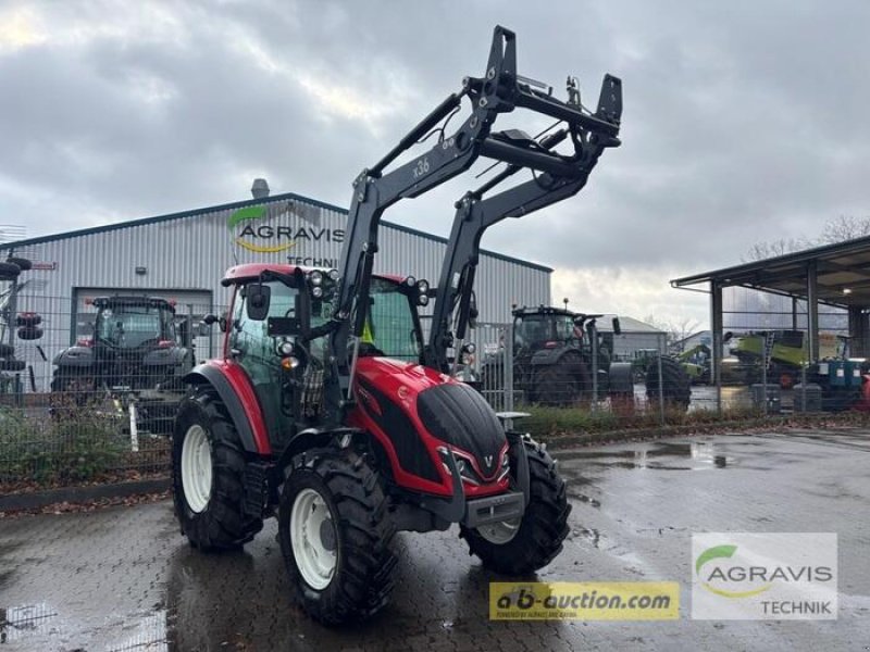 Traktor des Typs Valtra A 85 SH 2A0, Gebrauchtmaschine in Meppen-Versen (Bild 2)