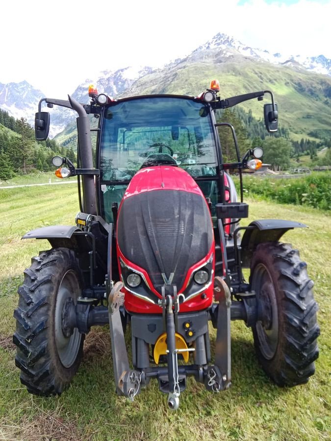 Traktor tip Valtra A 85, Gebrauchtmaschine in Burgkirchen (Poză 19)