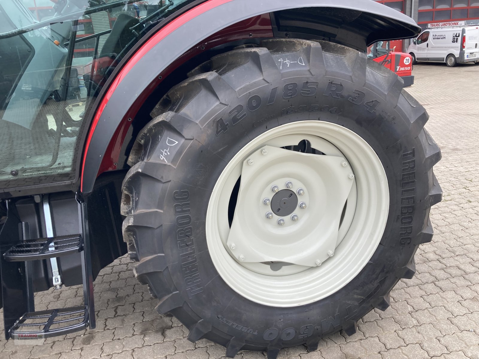 Traktor van het type Valtra A 85, Neumaschine in Mainburg/Wambach (Foto 20)