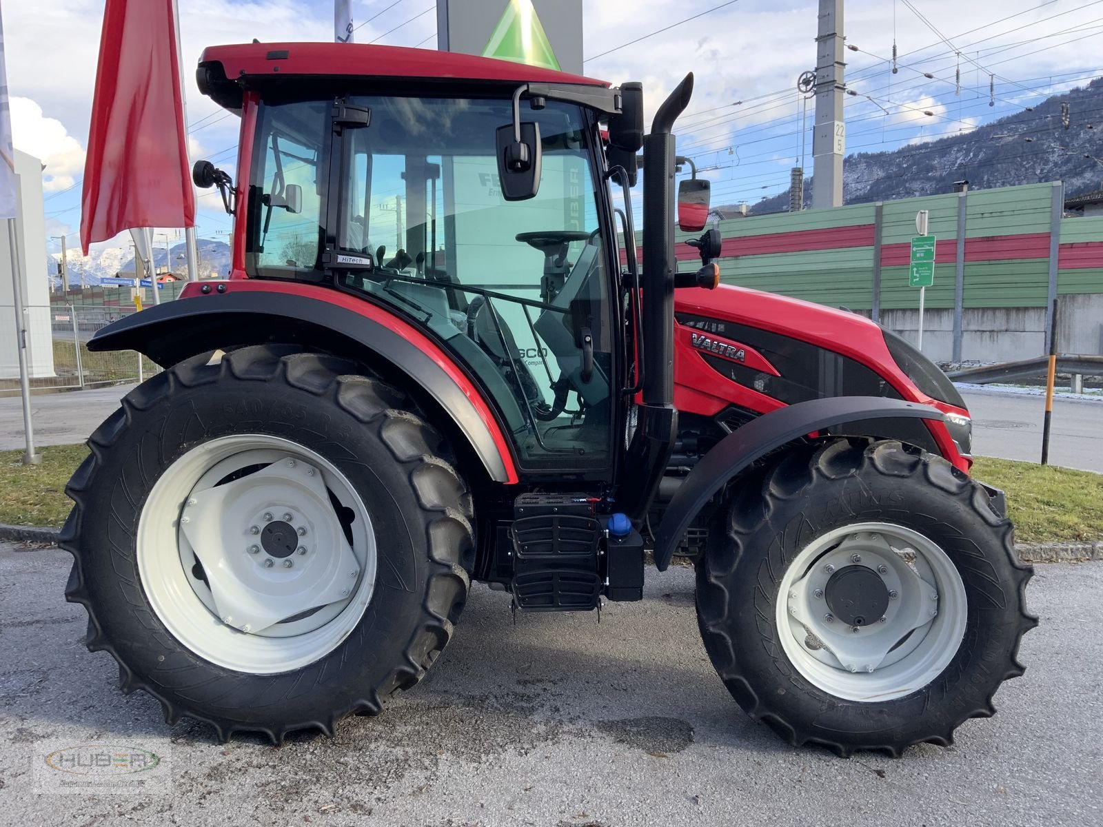 Traktor от тип Valtra A 95, Neumaschine в Kundl/Tirol (Снимка 3)