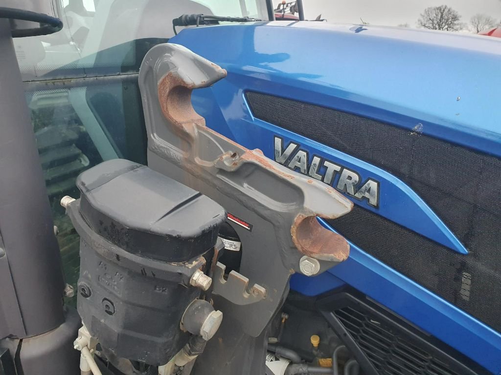 Traktor del tipo Valtra A104, Gebrauchtmaschine en DOMFRONT (Imagen 7)