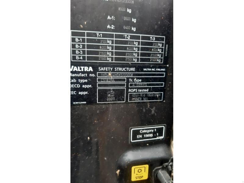 Traktor tip Valtra A104H4, Gebrauchtmaschine in ANTIGNY (Poză 10)