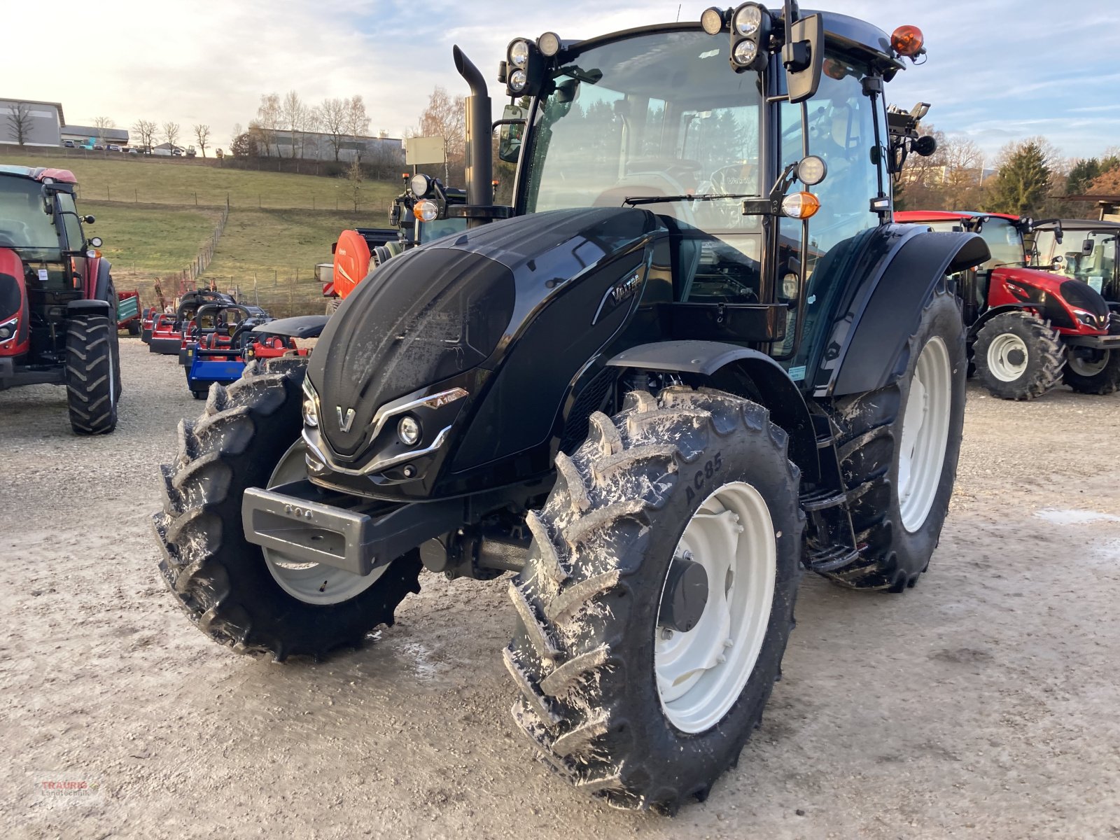 Traktor del tipo Valtra A105 H4, Neumaschine en Mainburg/Wambach (Imagen 7)