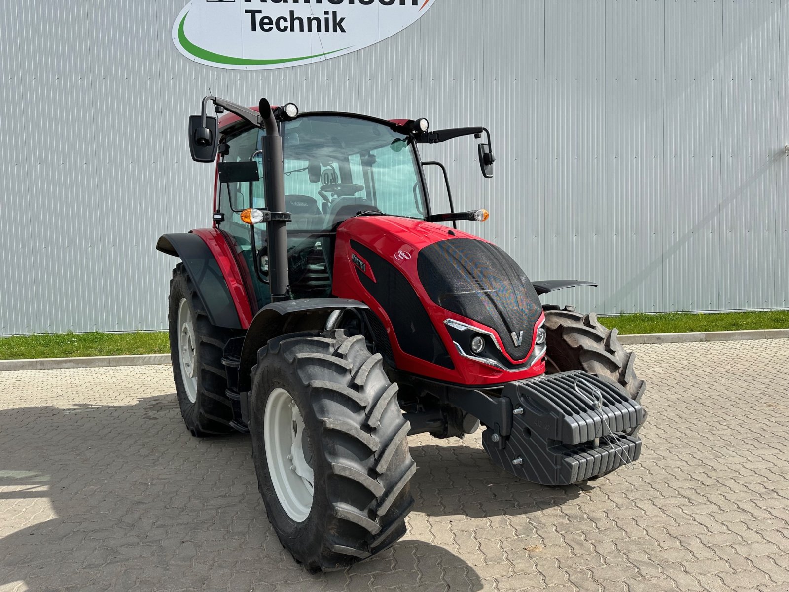 Traktor του τύπου Valtra A105 MH, Gebrauchtmaschine σε Kruckow (Φωτογραφία 1)