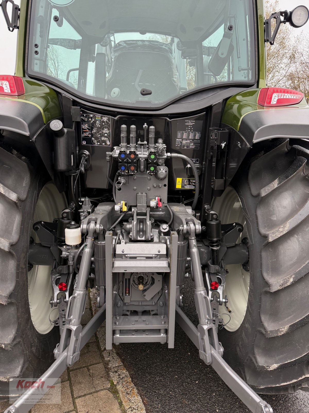 Traktor typu Valtra A105, Neumaschine w Neumarkt / Pölling (Zdjęcie 5)