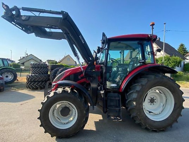 Traktor del tipo Valtra A115 H4, Gebrauchtmaschine In Muespach (Immagine 4)