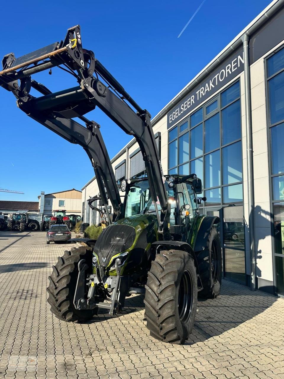 Traktor des Typs Valtra A115 MH4, Neumaschine in Fürth / Burgfarrnbach (Bild 1)