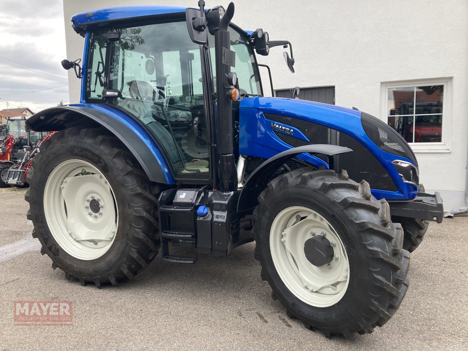 Traktor του τύπου Valtra A115 MH4, Neumaschine σε Unterroth (Φωτογραφία 1)