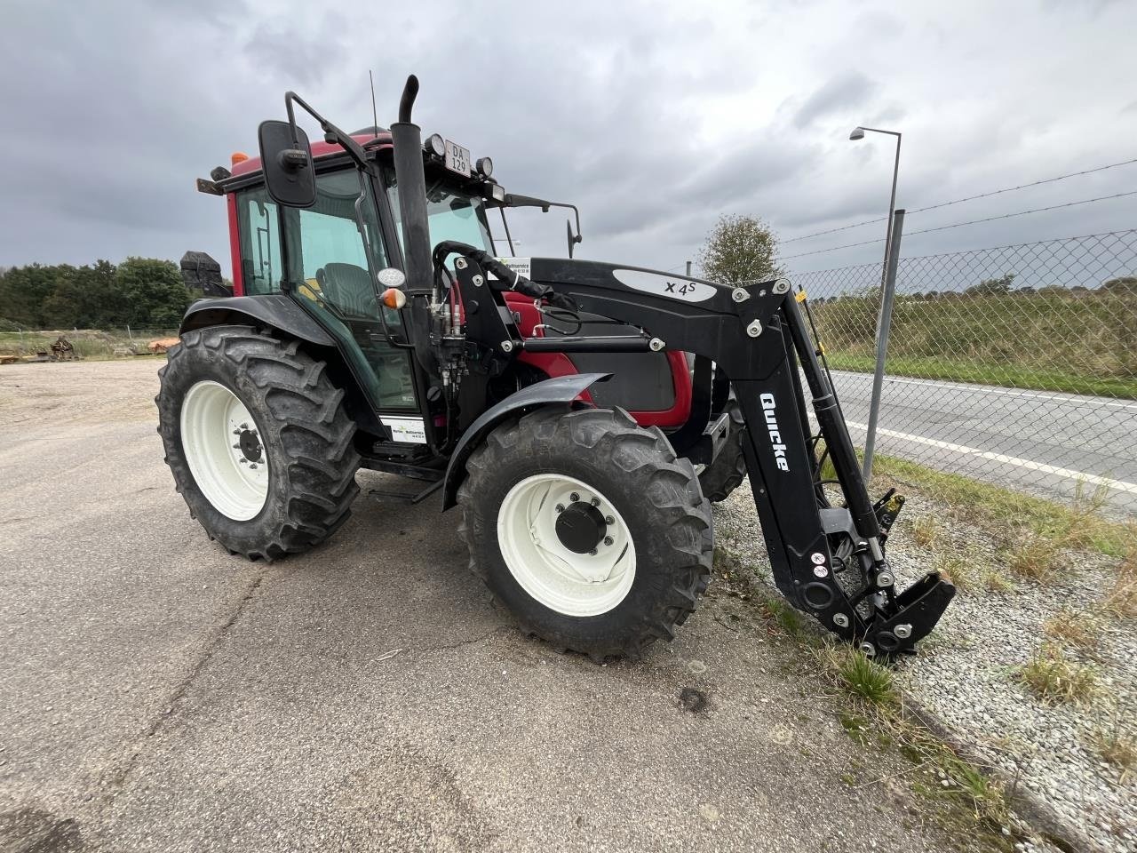 Traktor van het type Valtra A72 MED FRONTLÆSSER, Gebrauchtmaschine in Egtved (Foto 1)