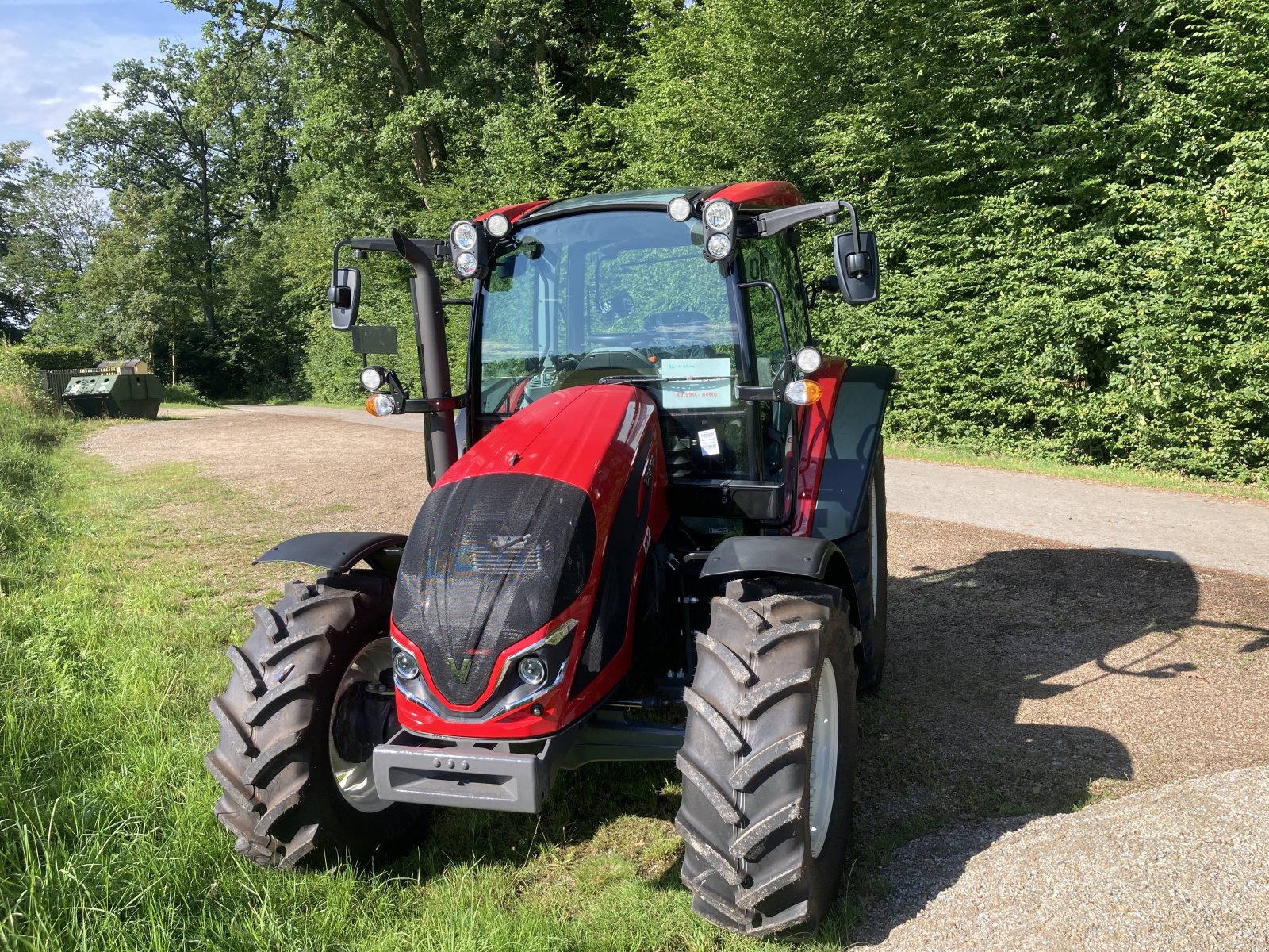 Traktor типа Valtra A75 H2, Neumaschine в Bodenwöhr/ Taxöldern (Фотография 2)