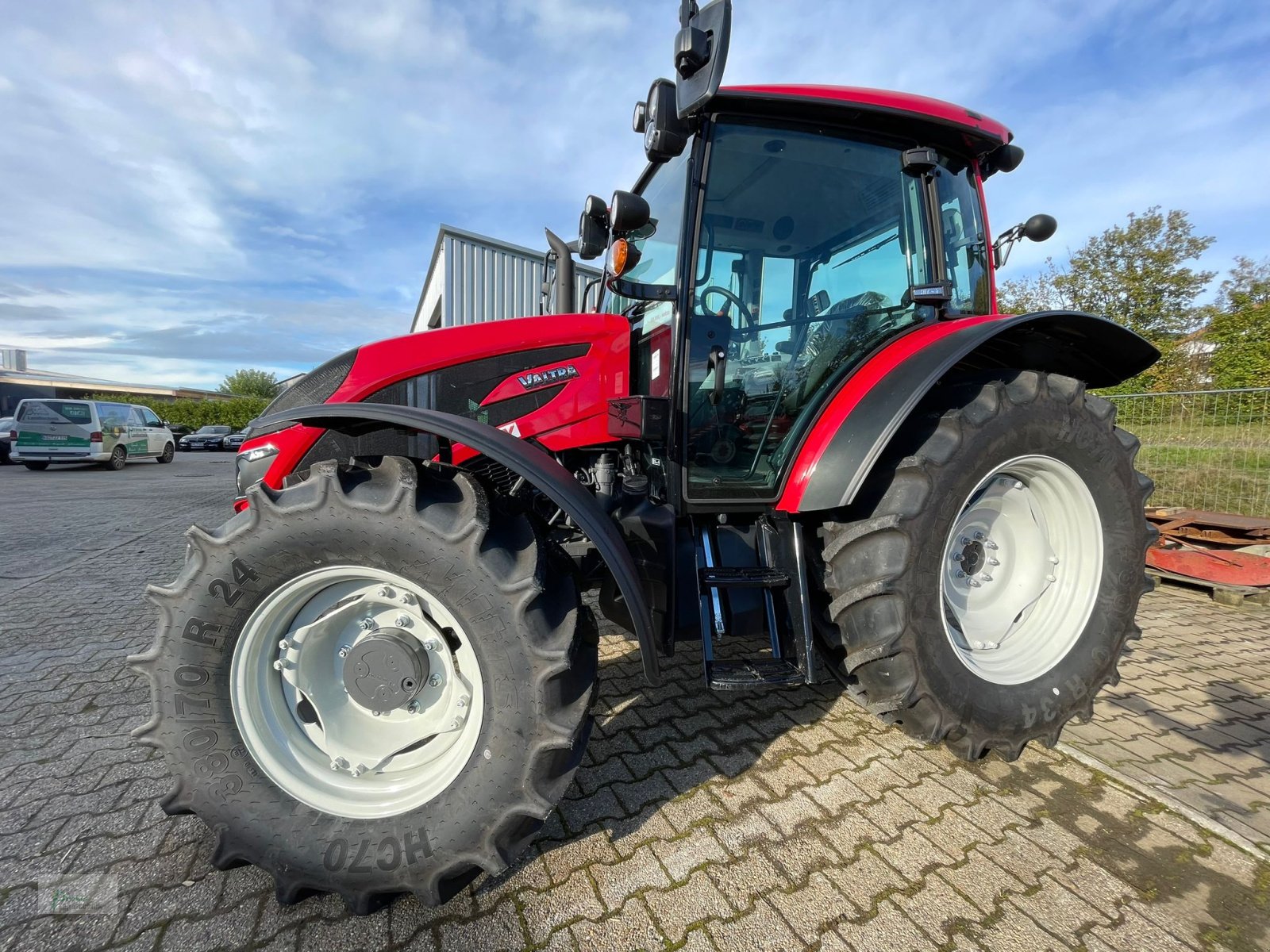 Traktor tipa Valtra A75, Neumaschine u Bad Kötzting (Slika 1)