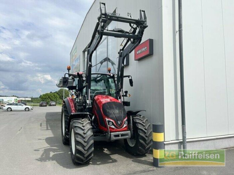 Traktor del tipo Valtra A75, Neumaschine en Walldürn (Imagen 1)