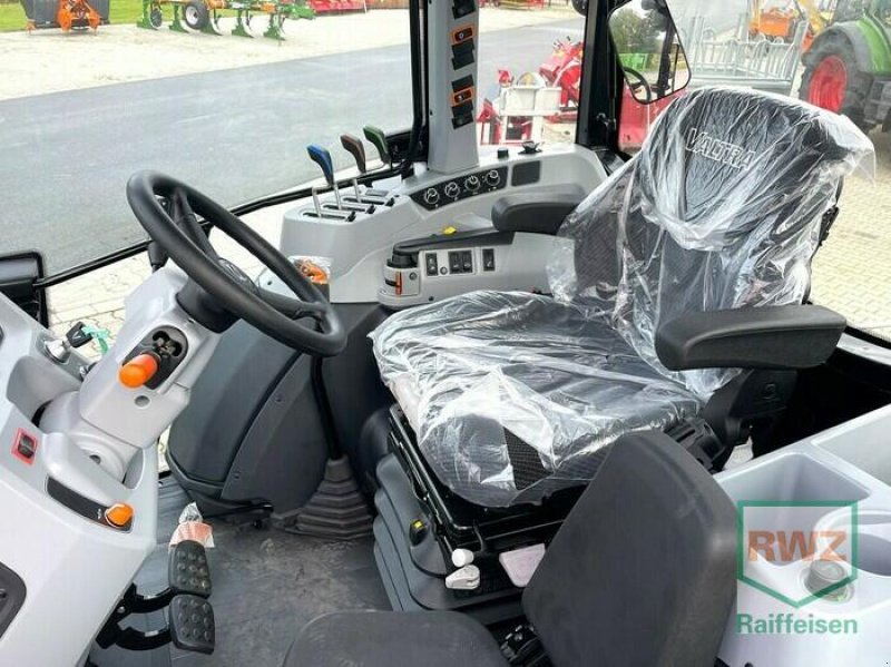 Traktor del tipo Valtra A75SH, Neumaschine In Diez (Immagine 4)